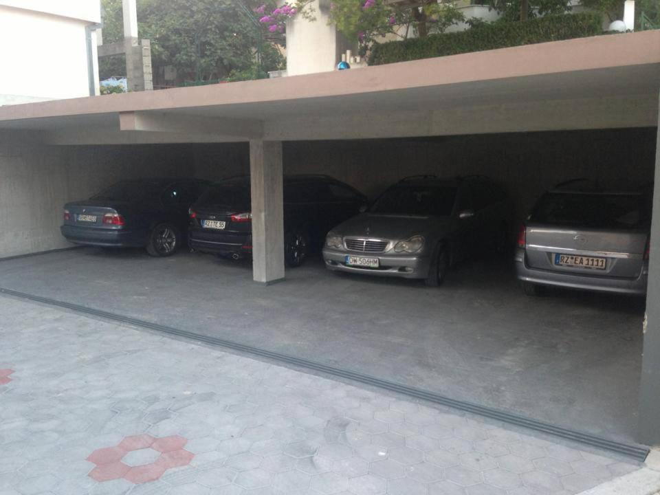 Apartmani Tonci & Dana Makarska Exterior foto